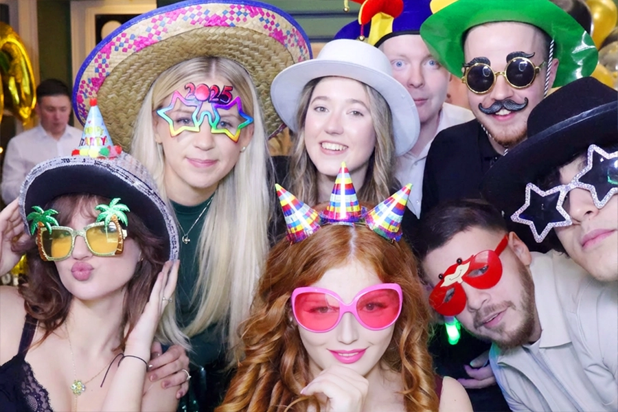 Photo Booth Hire london UK near me 360 booth party glam Photo booth